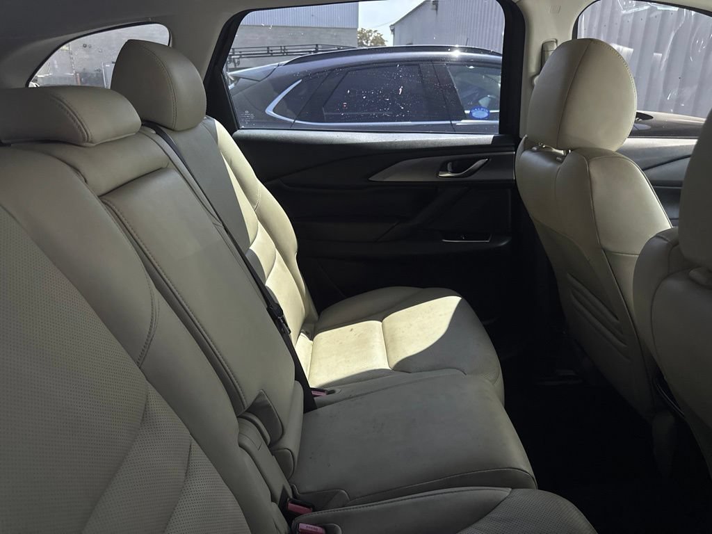 Certified 2022 MAZDA CX-9 Touring AWD/4WD image 7