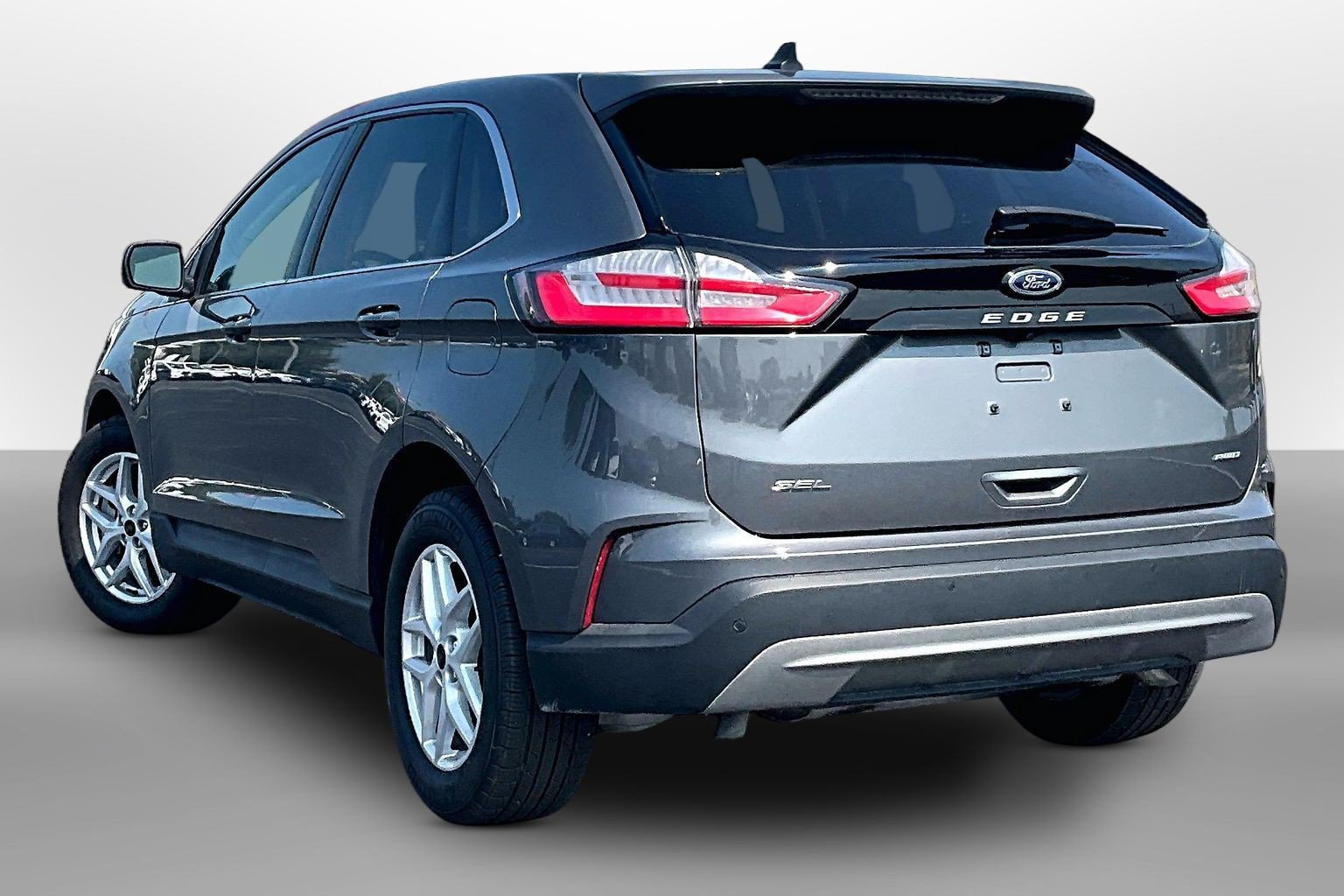 Used 2023 Ford Edge SEL w/ Convenience Package AWD/4WD image 10