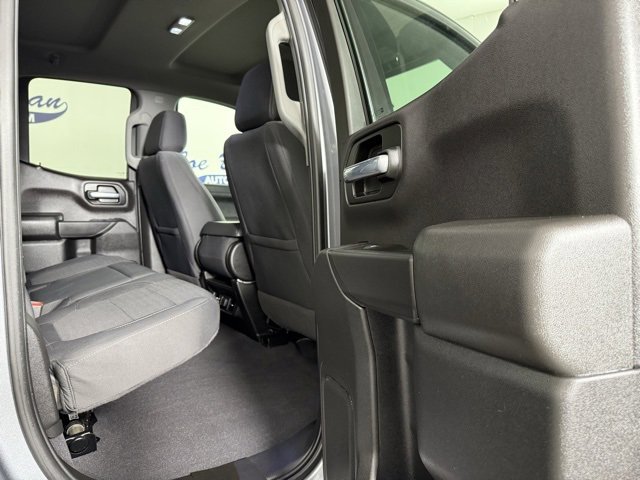 Used 2021 Chevrolet Silverado 1500 LT image 17