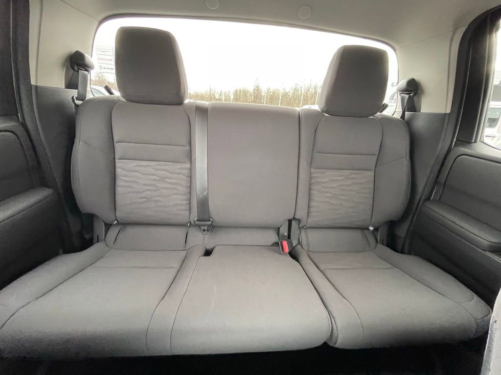 Used 2024 Nissan Frontier S w/ Tow Package image 16