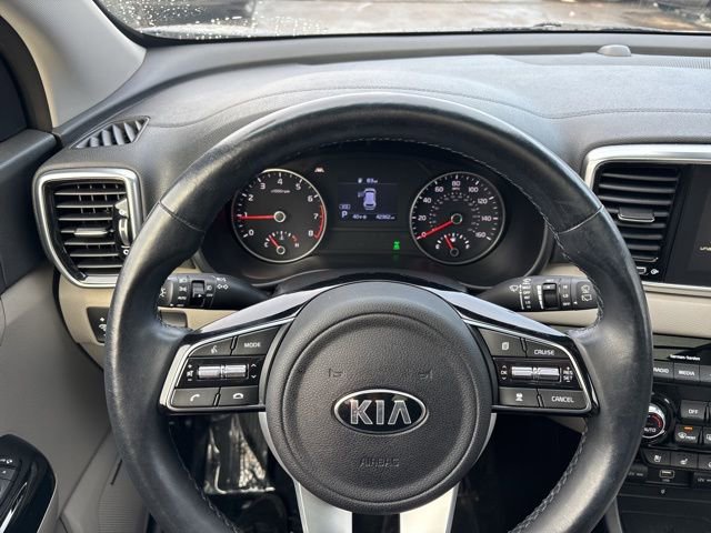 Used 2022 Kia Sportage EX w/ EX Technology Package image 16