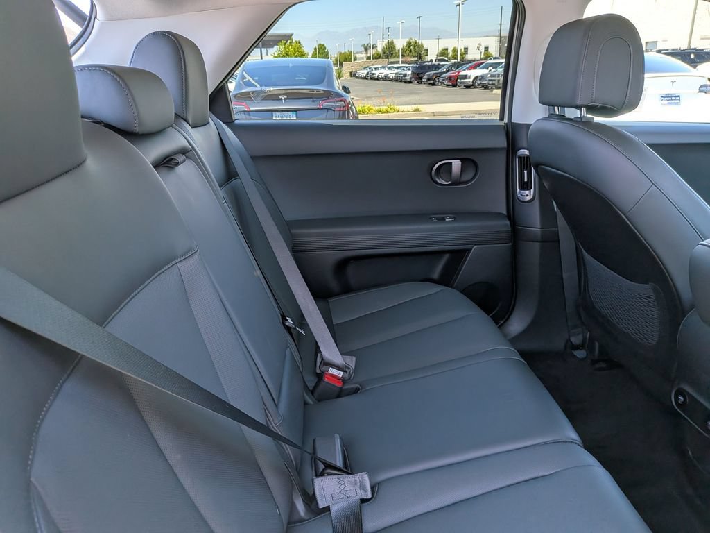 Certified 2025 Hyundai Ioniq 5 SEL RWD image 30