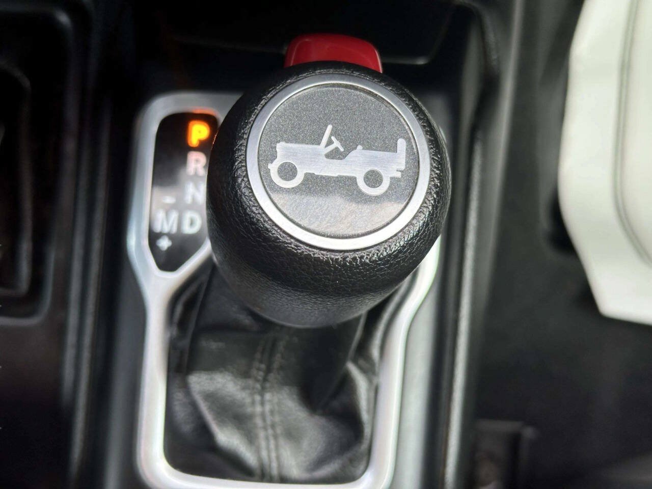 Used 2018 Jeep Wrangler Unlimited Sport AWD/4WD image 36