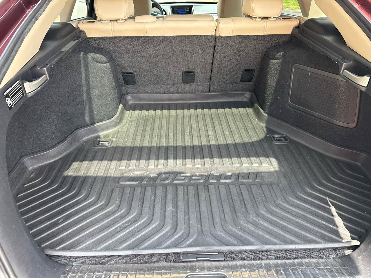 Used 2015 Honda Crosstour EX-L image 46