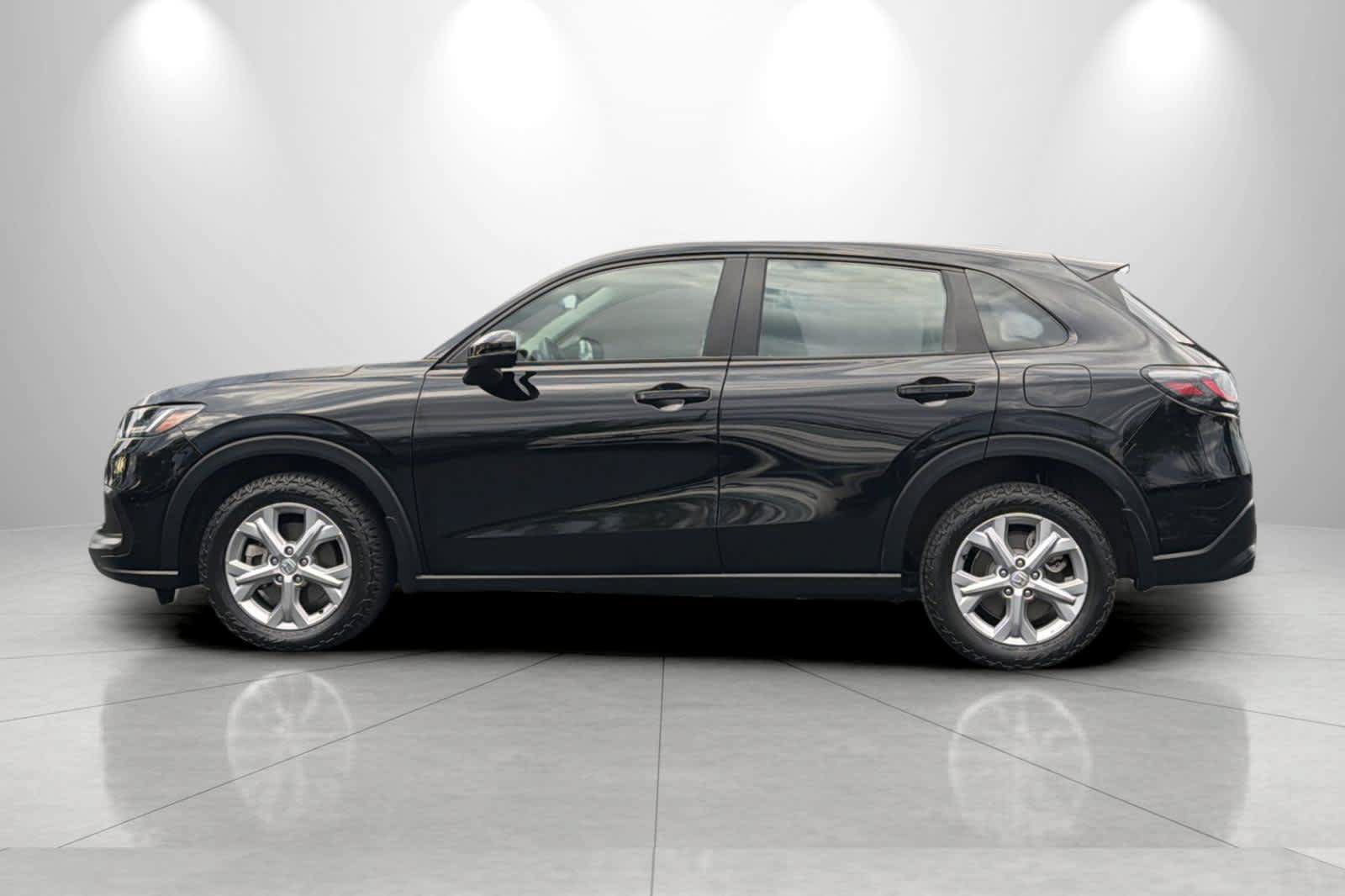 Used 2023 Honda HR-V LX image 5