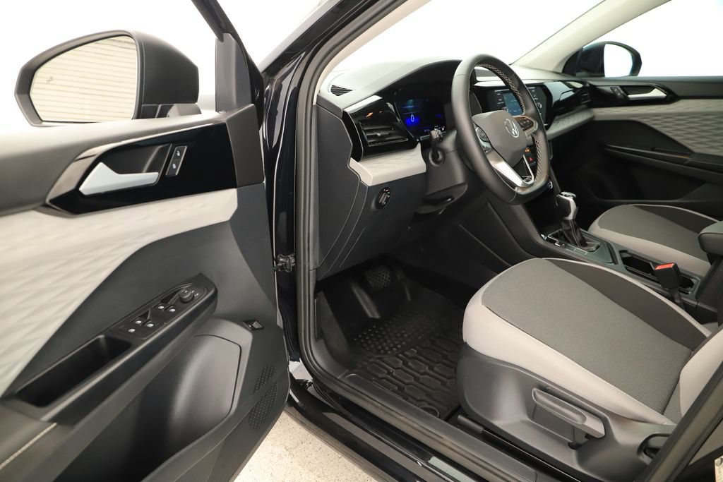 Used 2024 Volkswagen Taos S FWD image 14