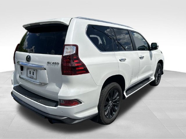 Used 2022 Lexus GX 460 Luxury w/ Sport Design Package AWD/4WD image 5