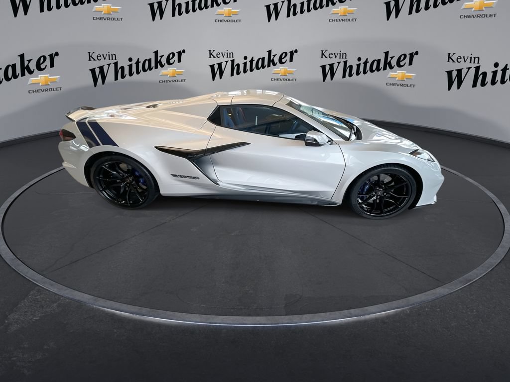 New 2027 Chevrolet Corvette Grand Sport w/ Z52 Sport Performance Package RWD image 9