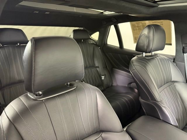 Used 2024 Lexus LS 500 w/ Interior Upgrade Package image 32