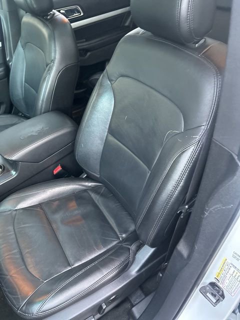 Used 2016 Ford Explorer XLT w/ Equipment Group 202A image 37