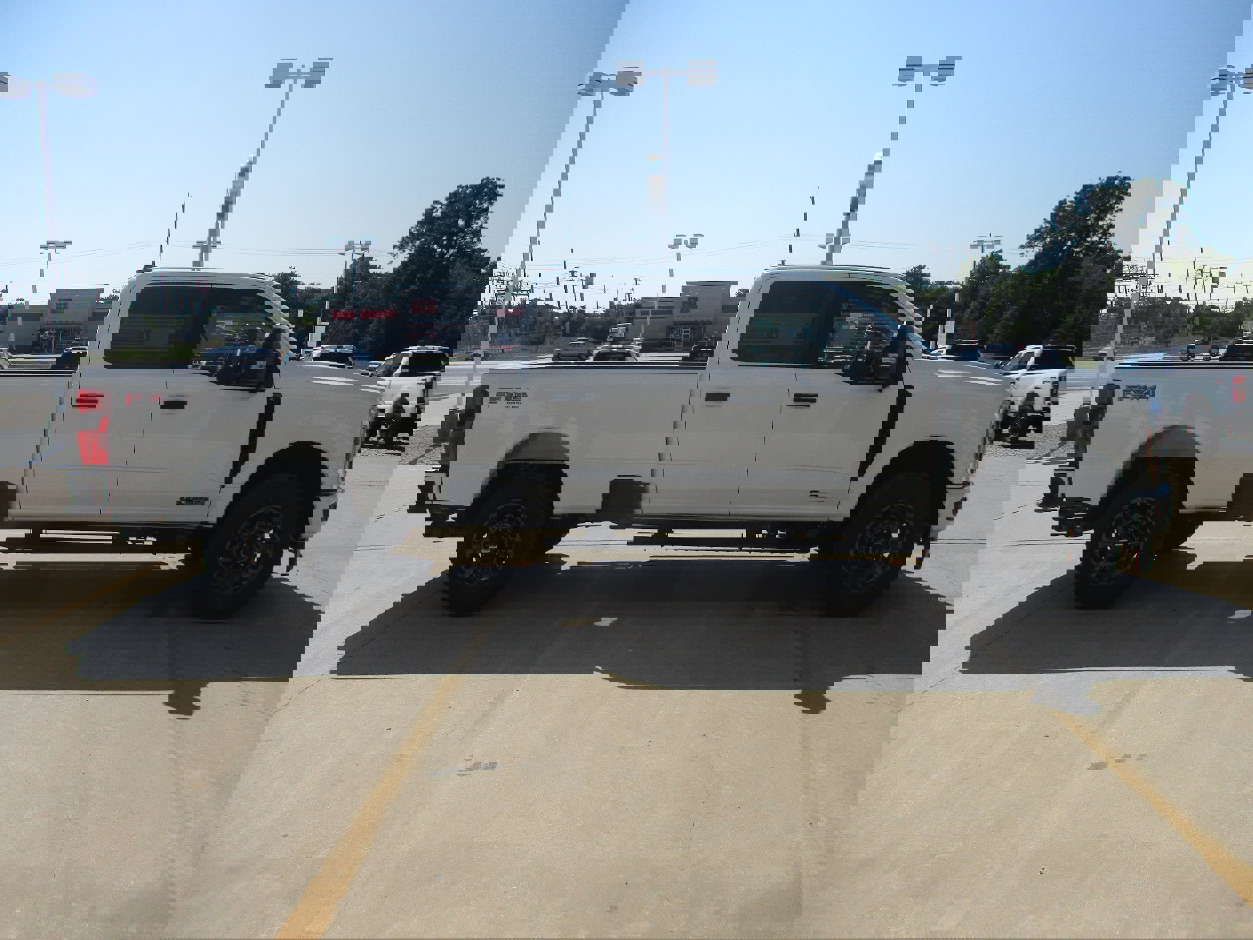 New 2026 Ford F350 4x4 Crew Cab Super Duty image 5