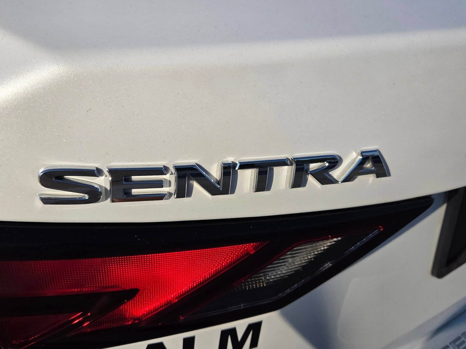 Used 2024 Nissan Sentra SV FWD image 11