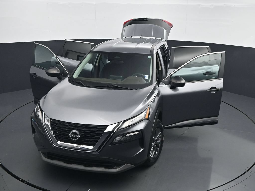 Used 2023 Nissan Rogue S AWD/4WD image 50