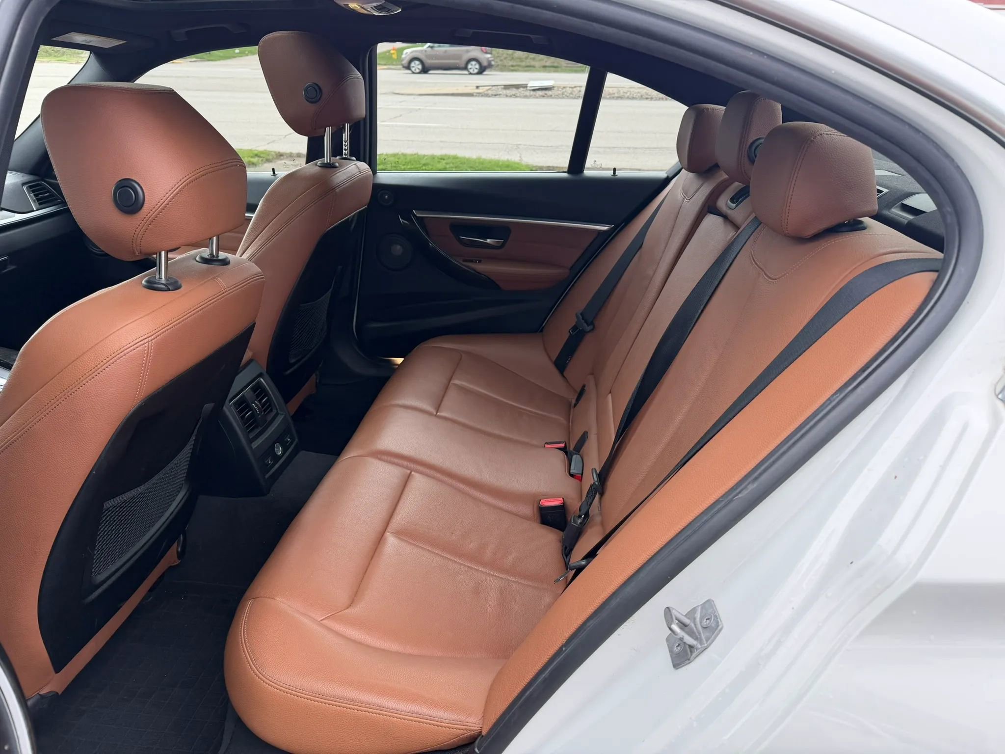 Used 2016 BMW 340i xDrive 340i xDrive Sedan 4D image 15