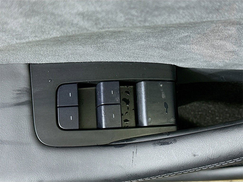 Used 2025 Tesla Model 3 Performance image 20