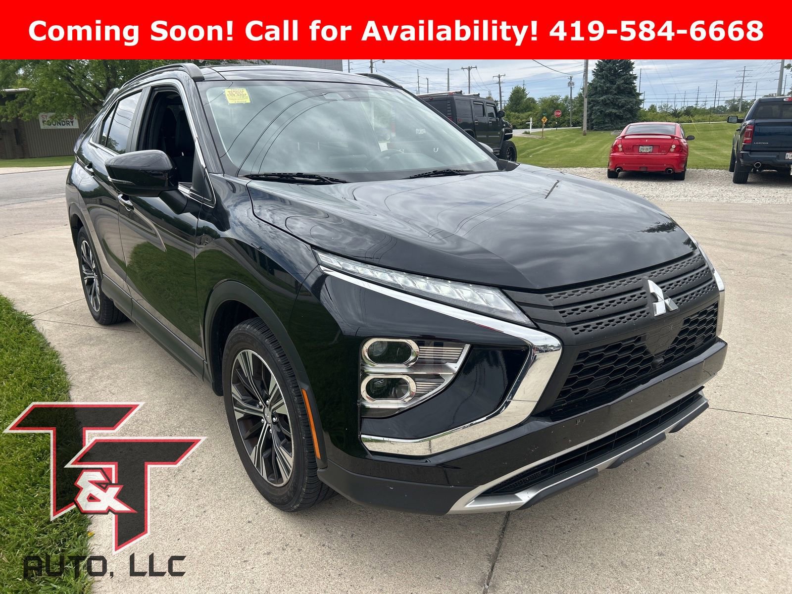 Used 2022 Mitsubishi Eclipse Cross FWD image 1