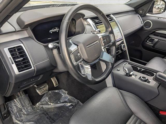 Used 2021 Land Rover Discovery S R-Dynamic image 10