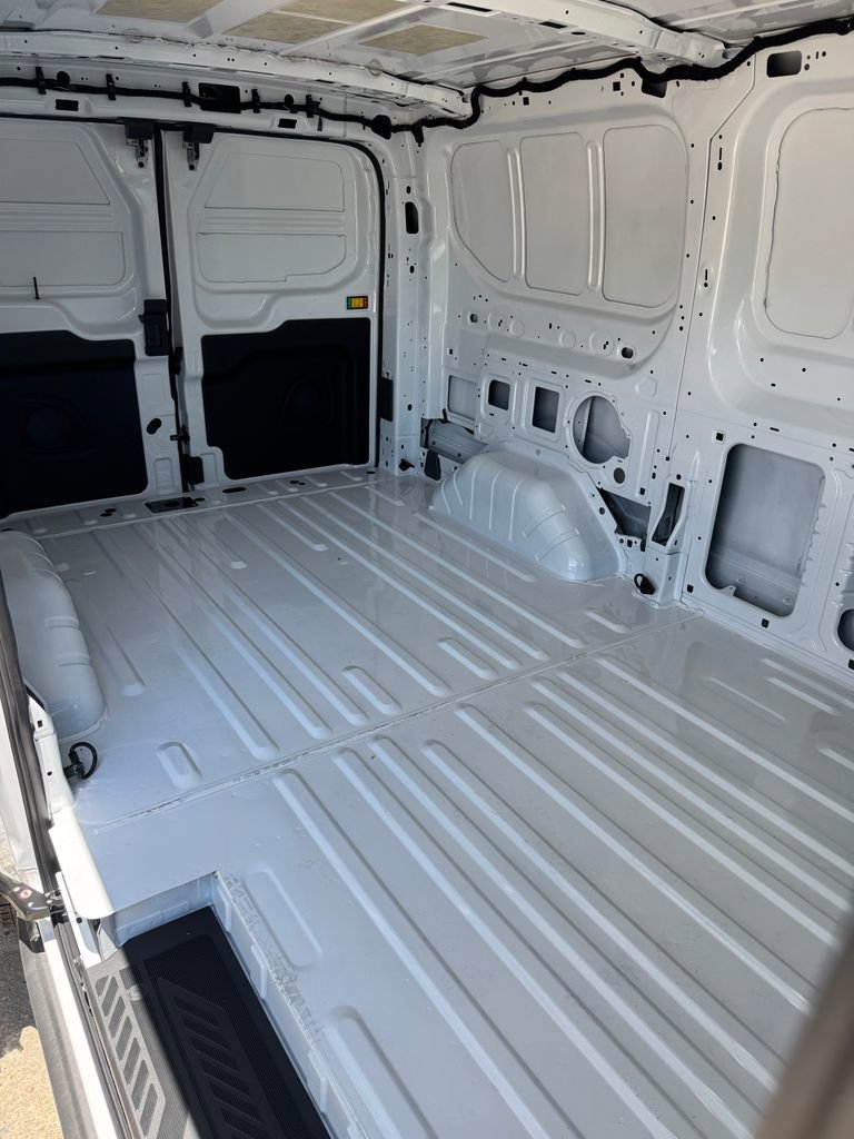 Used 2025 Ford Transit 150 Low Roof AWD image 17