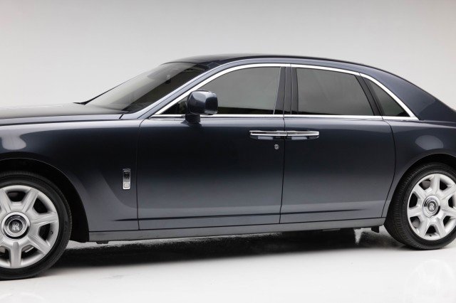Used 2010 Rolls-Royce Ghost image 35