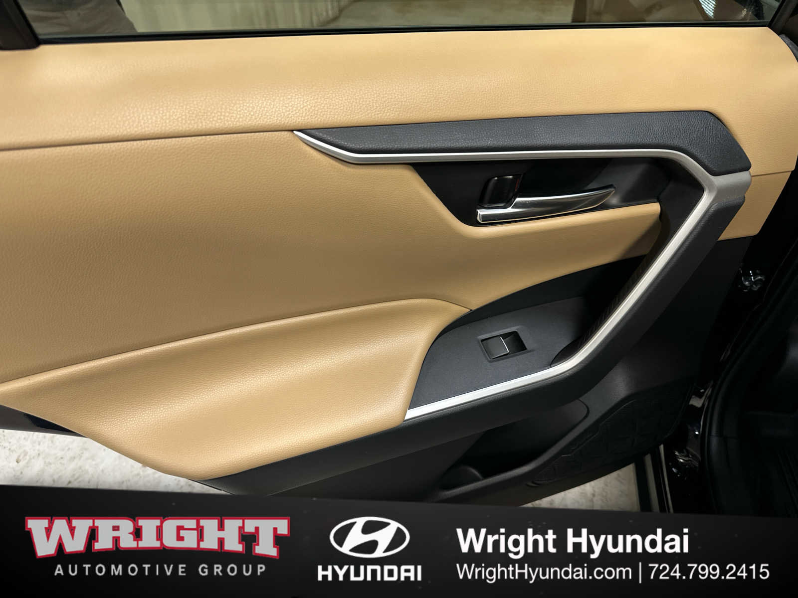 Used 2019 Toyota RAV4 XLE Premium w/ Cold Weather Package image 12