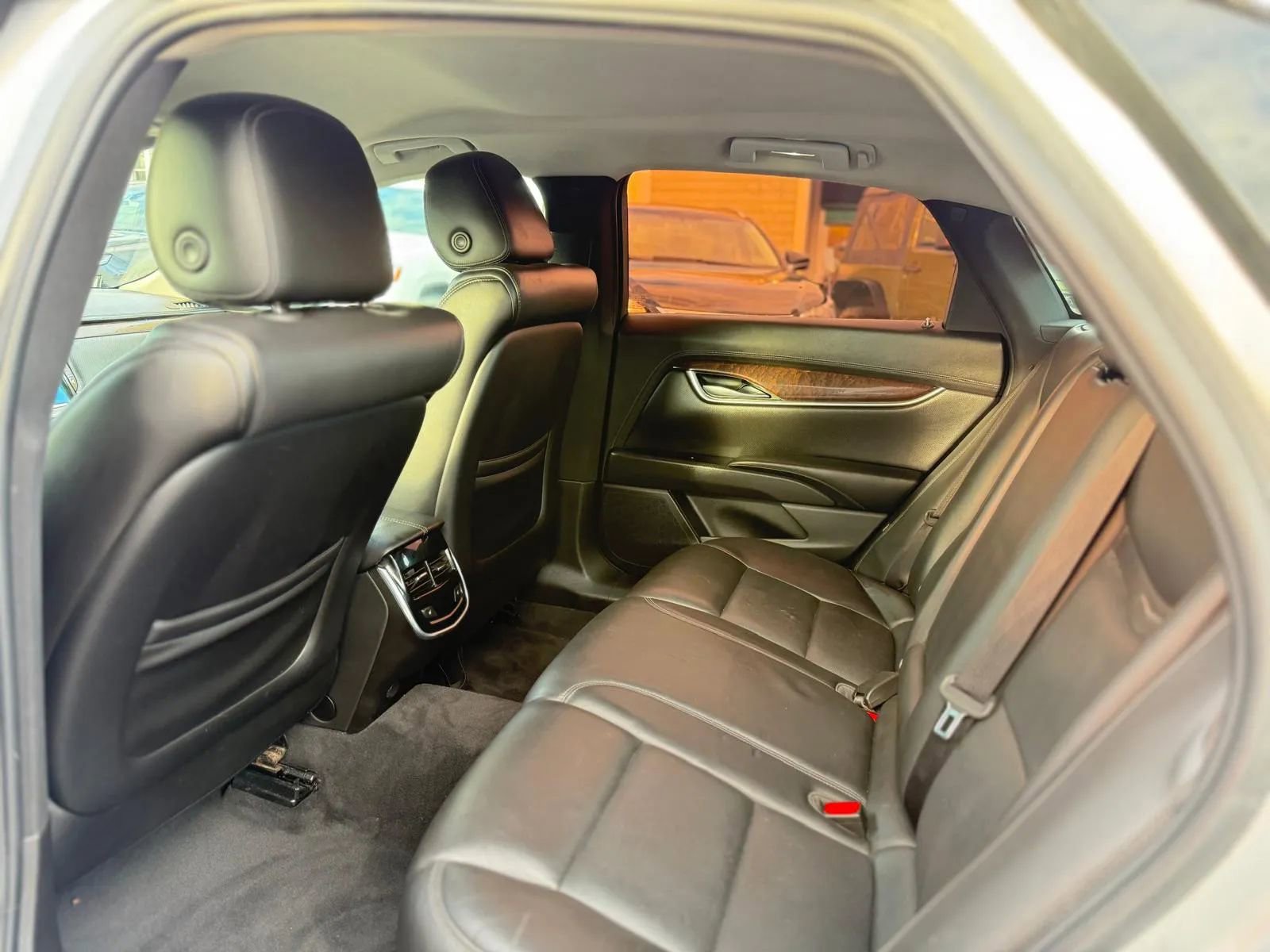 Used 2016 Cadillac XTS Luxury image 26