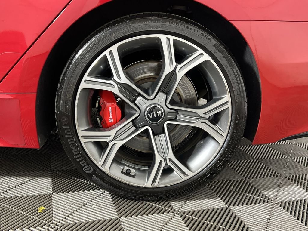 Used 2018 Kia Stinger GT2 image 12