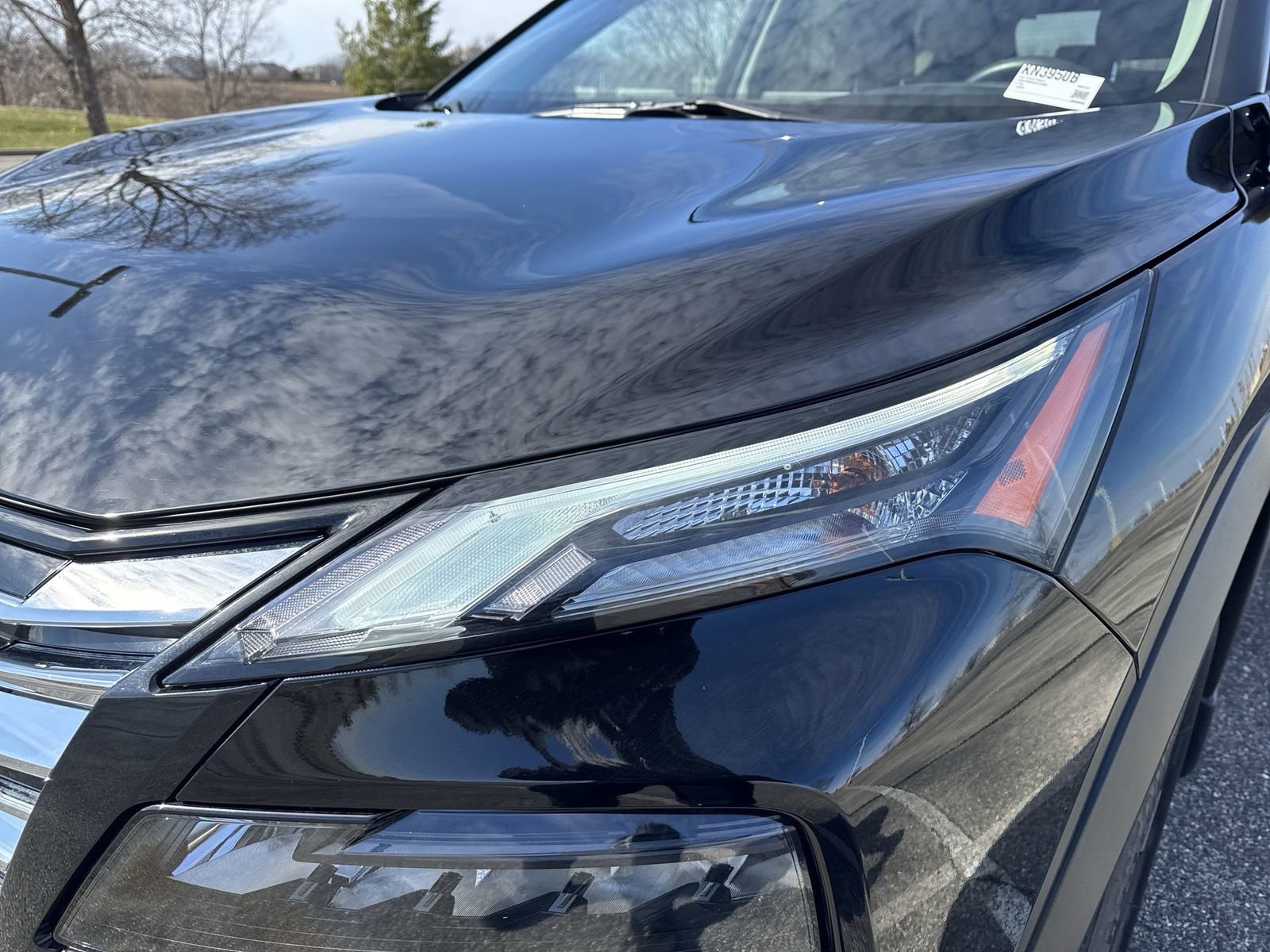 Used 2024 Nissan Rogue SV image 38