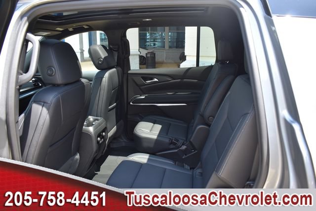 New 2027 Chevrolet Traverse LT w/ Sun and Wheel Package FWD image 19