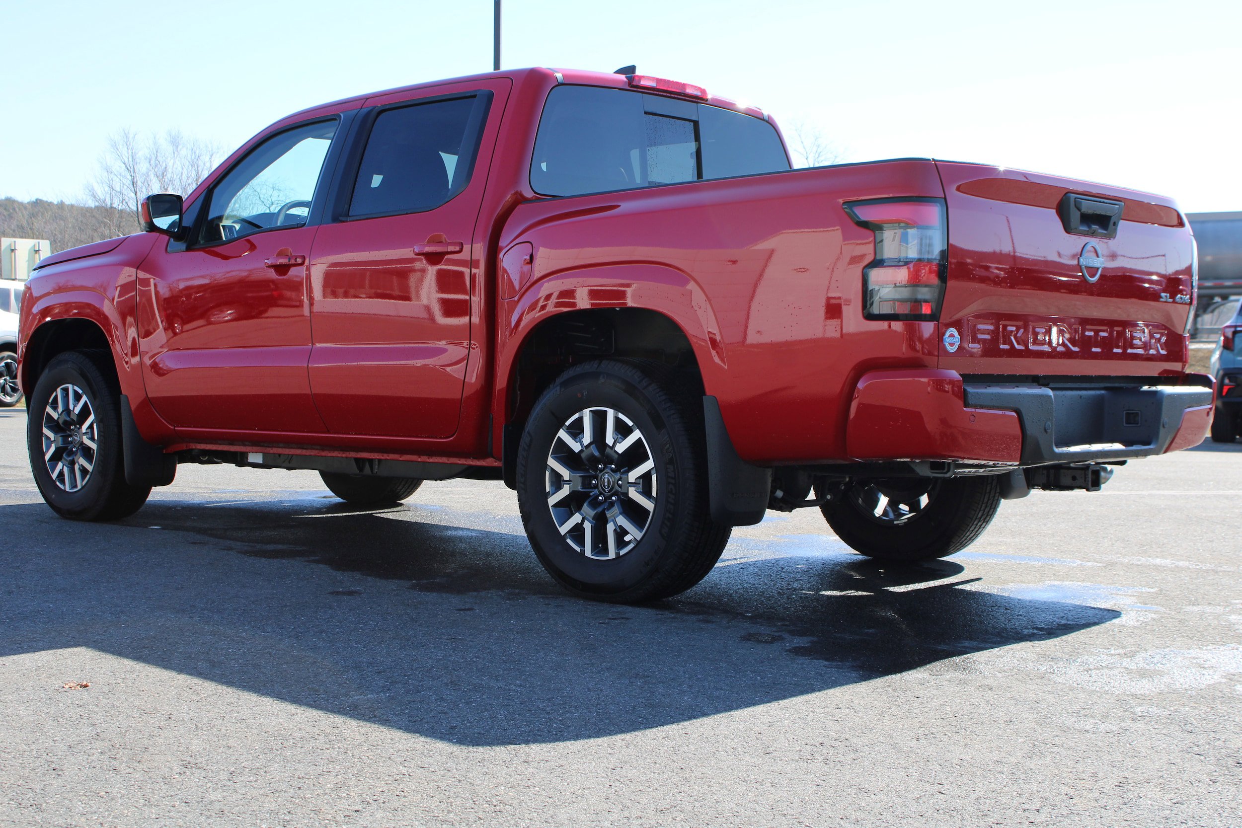 New 2025 Nissan Frontier SL AWD/4WD image 3