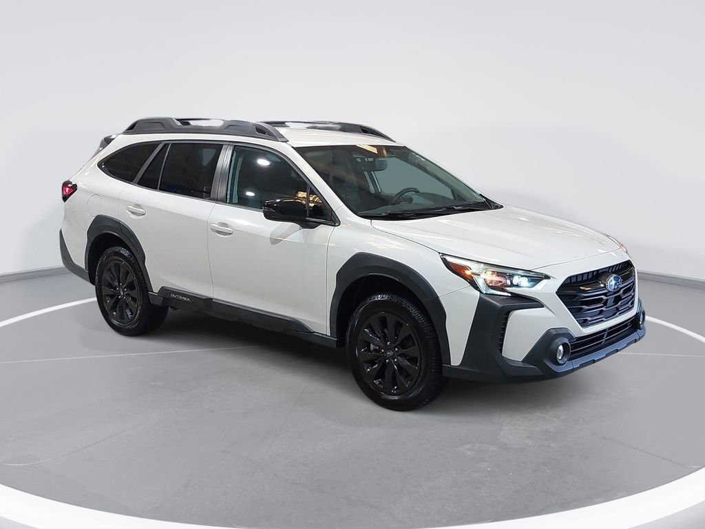 Used 2023 Subaru Outback Onyx Edition AWD/4WD image 3