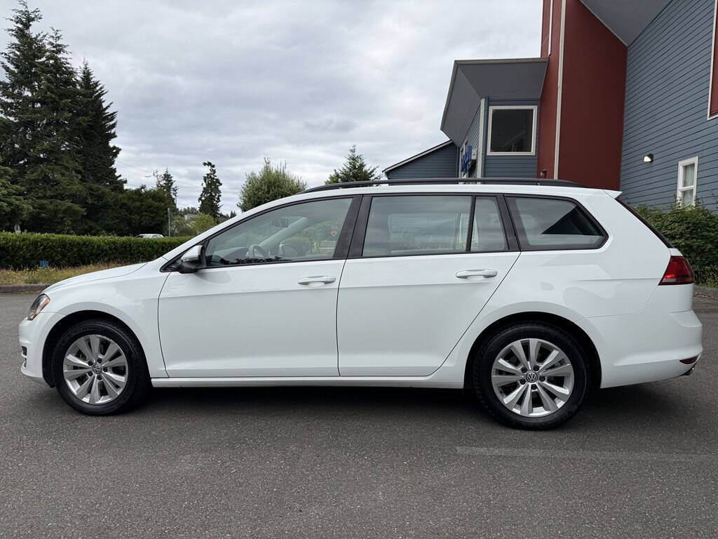 Used 2017 Volkswagen Golf S AWD/4WD image 10