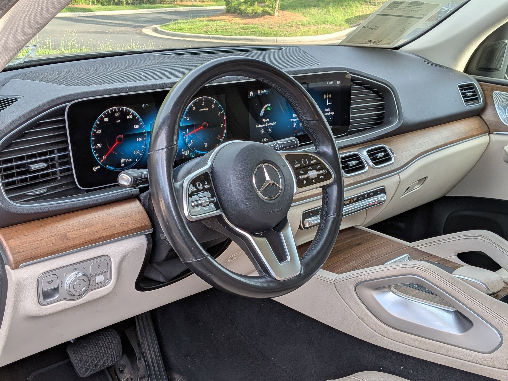 Used 2023 Mercedes-Benz GLE 350 4MATIC image 12