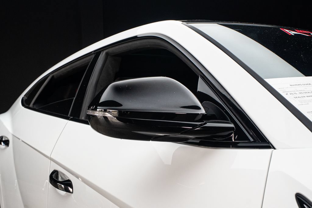 Used 2022 Lamborghini Urus AWD/4WD image 15