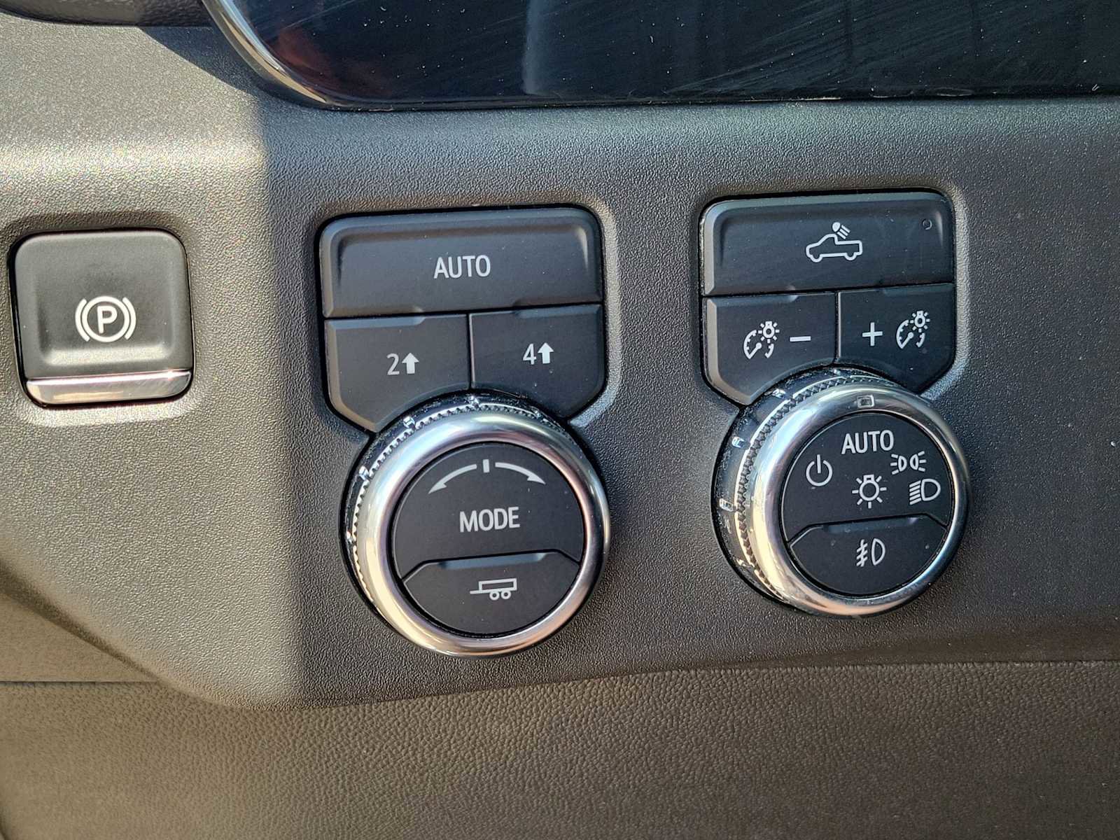 Used 2025 GMC Sierra 1500 Elevation image 19