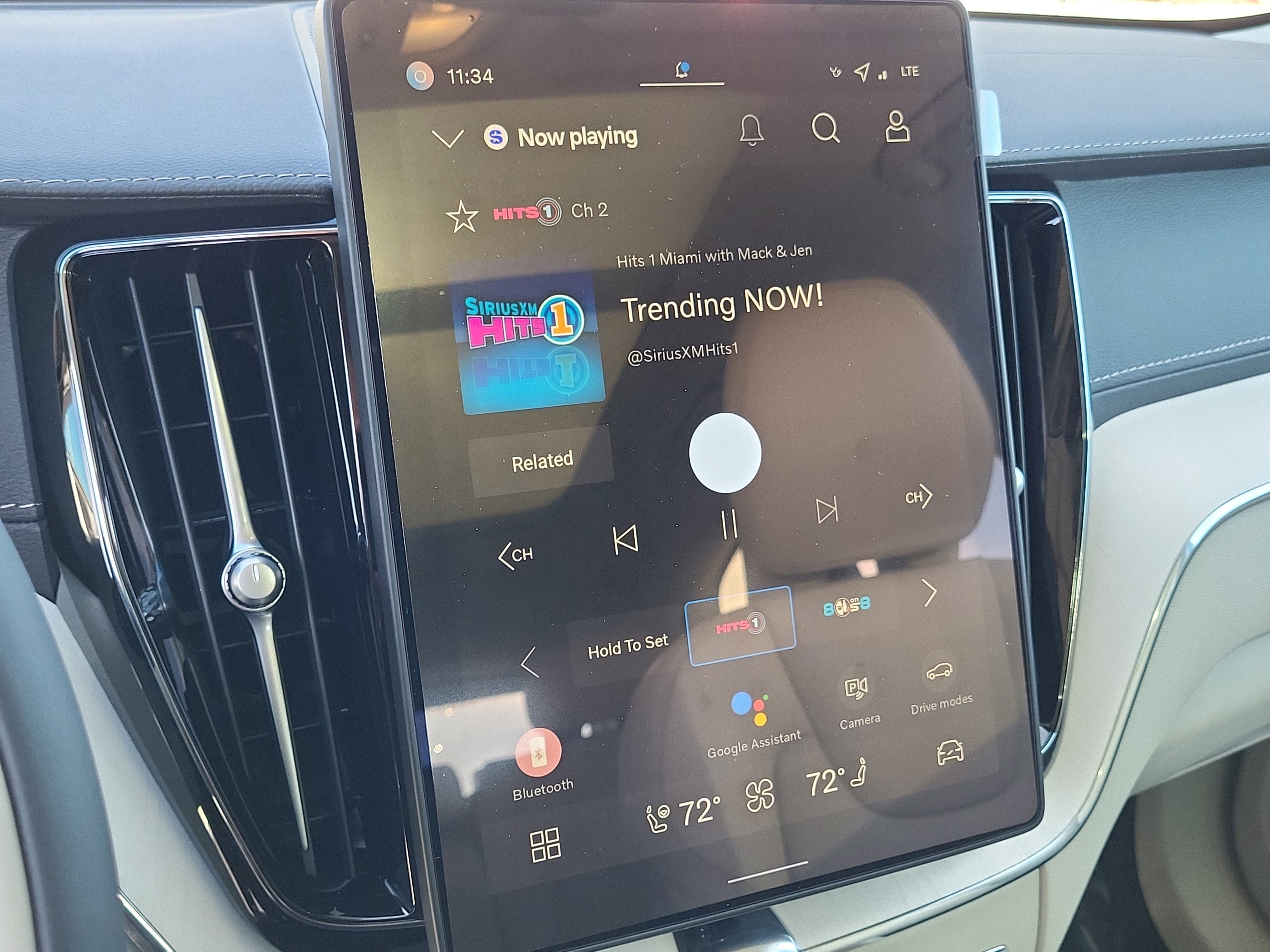 New 2026 Volvo XC60 B5 Ultra w/ Protection Package Premier image 14