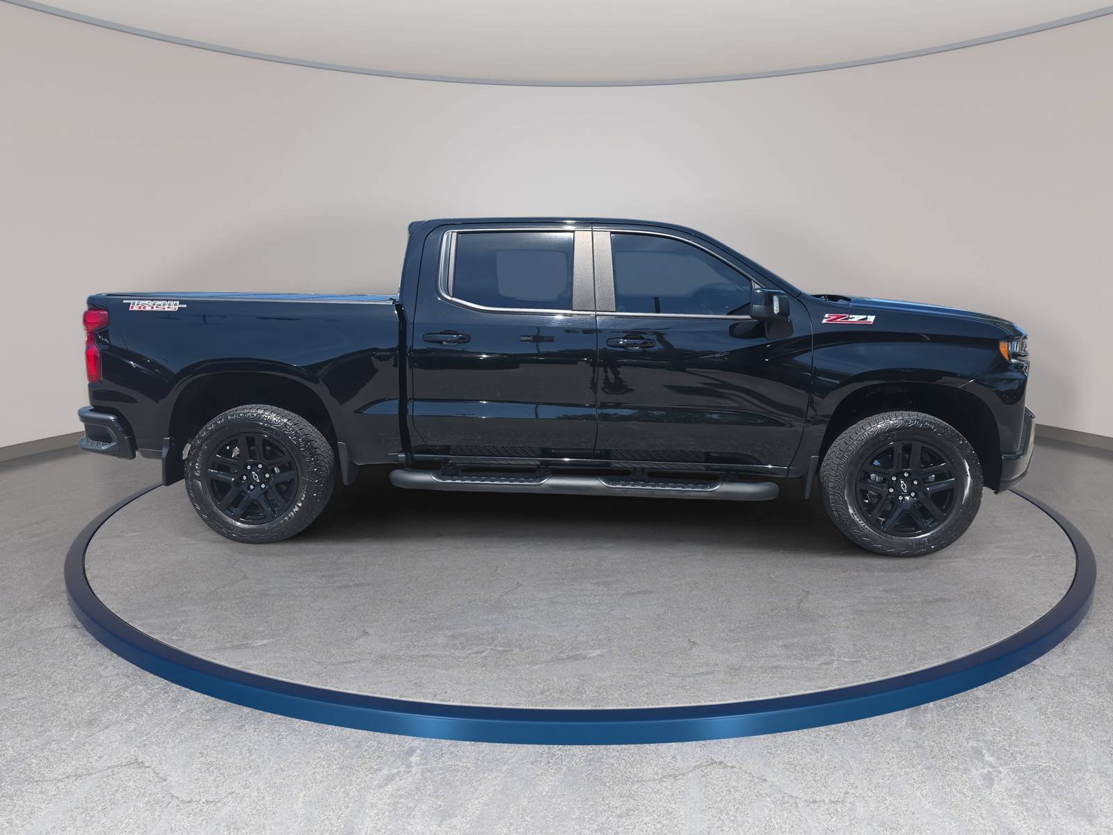 Used 2021 Chevrolet Silverado 1500 LT Trail Boss w/ Convenience Package II AWD/4WD image 4
