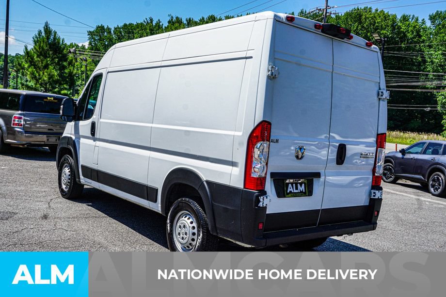 Used 2025 RAM ProMaster 2500 w/ Convenience Group FWD image 4
