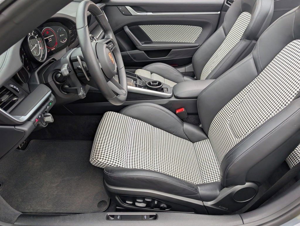 Certified 2024 Porsche 911 Turbo image 20