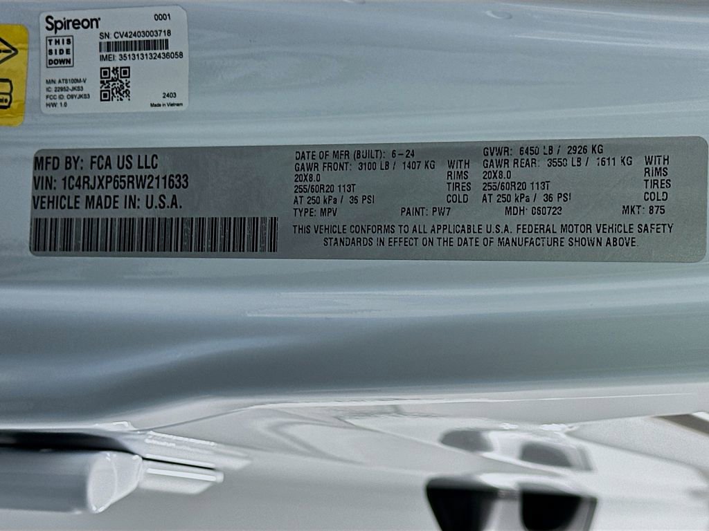 Used 2024 Jeep Wrangler Unlimited Sahara w/ Technology Group image 32