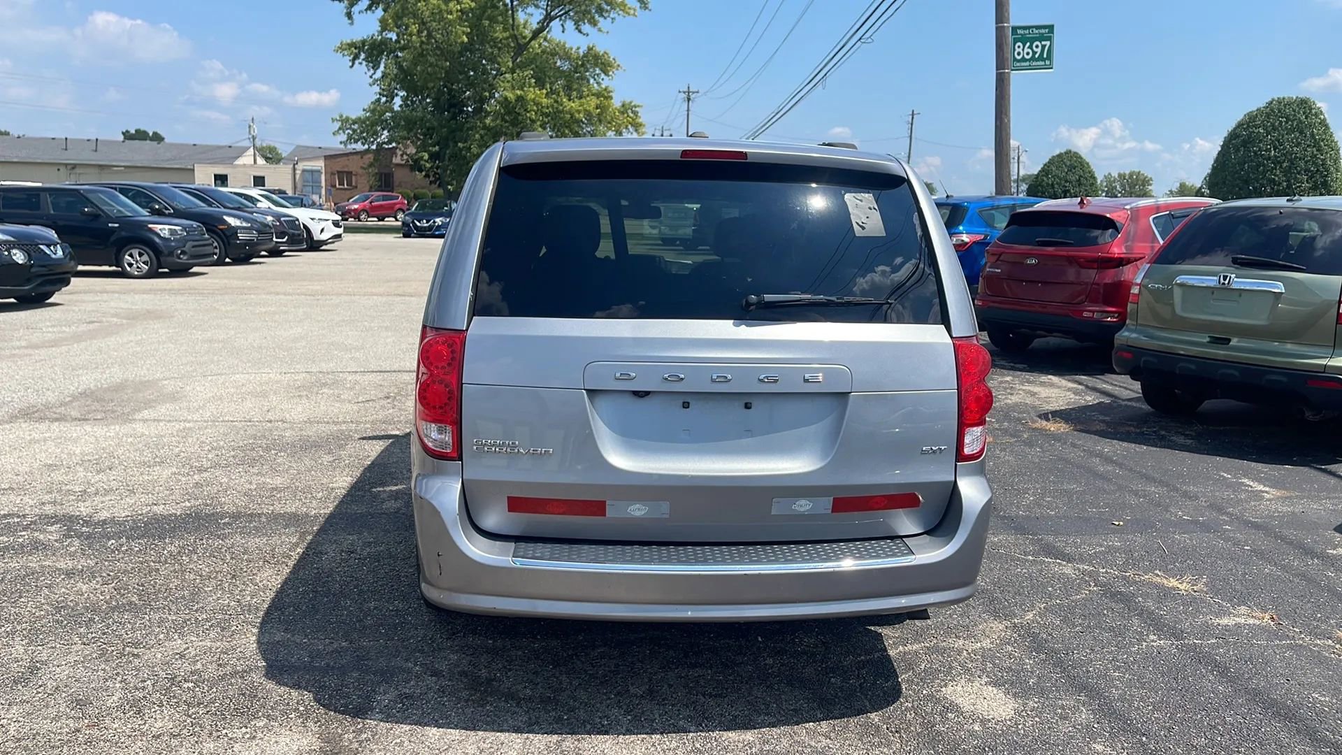 Used 2020 Dodge Grand Caravan SXT image 4