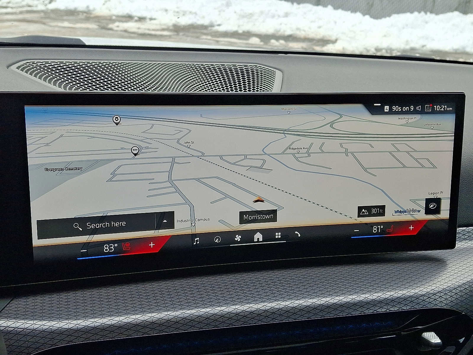 Used 2025 BMW 330i xDrive Sedan w/ M Sport Package image 17