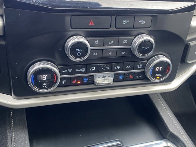 Used 2023 Ford Expedition XLT image 22