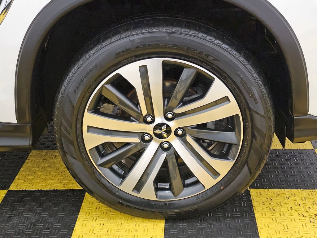 Used 2021 Mitsubishi Outlander Sport SE image 9