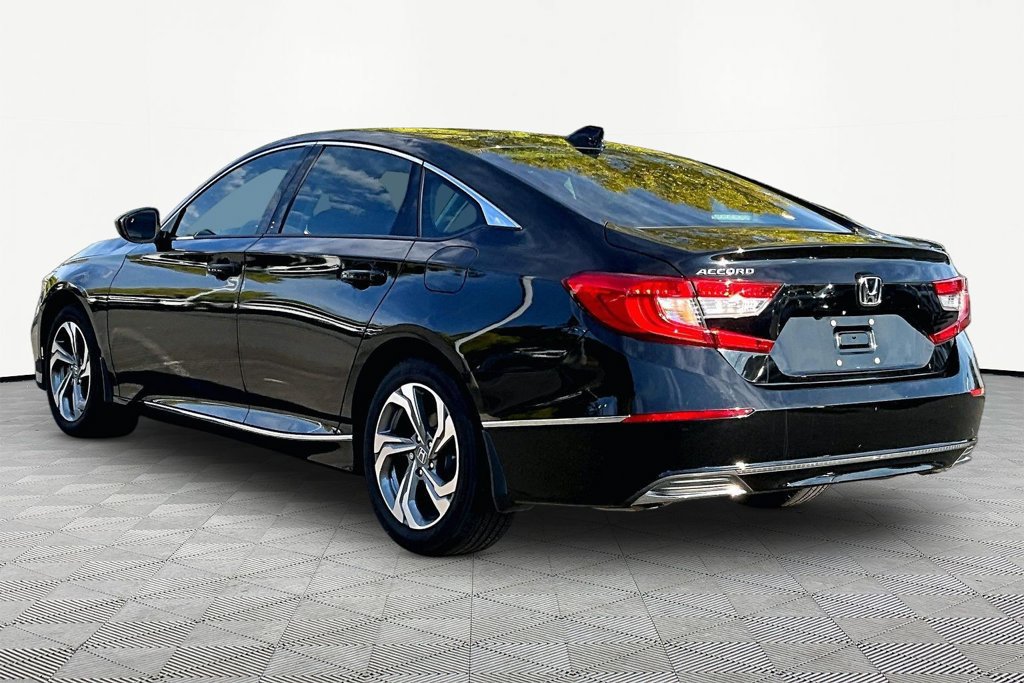 Used 2019 Honda Accord EX image 5