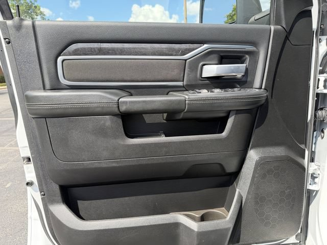 Used 2024 RAM 3500 Big Horn AWD/4WD image 9