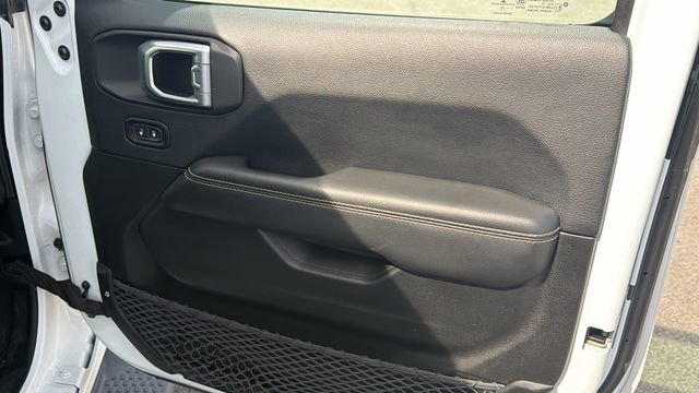 Used 2019 Jeep Wrangler Unlimited Sahara image 30