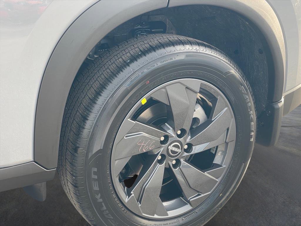 New 2027 Nissan Rogue SV w/ Cold Weather Package FWD image 9