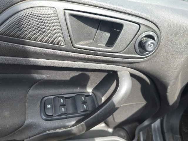 Used 2019 Ford Fiesta SE image 13