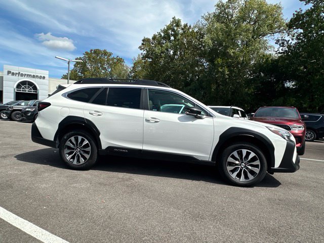 Used 2024 Subaru Outback Limited XT AWD/4WD image 10