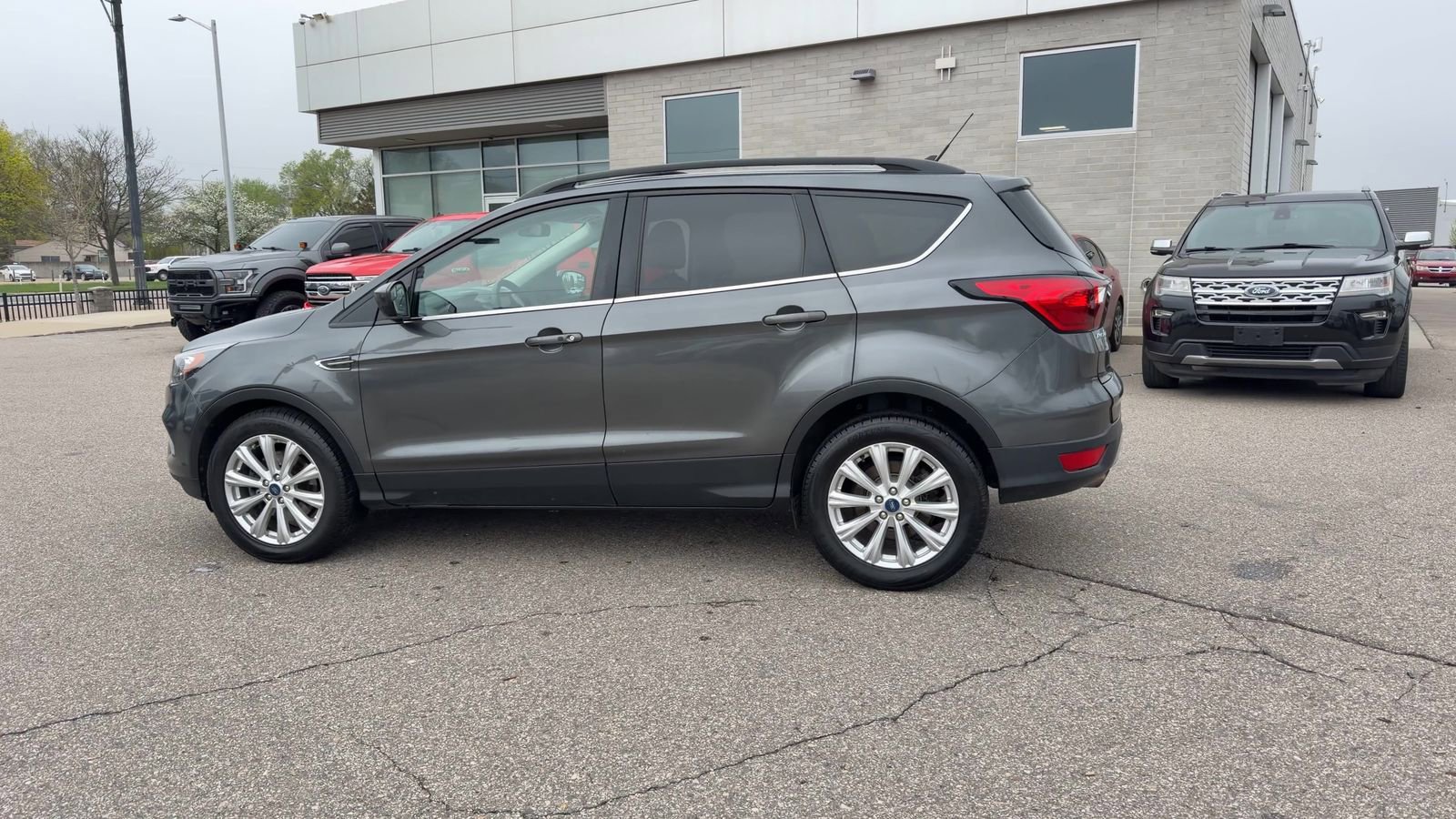 Used 2019 Ford Escape SEL AWD/4WD image 7